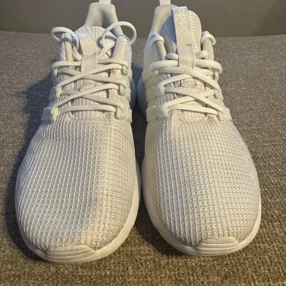 Adidas Questar Flow White/White size 12 - Picture 3 of 9